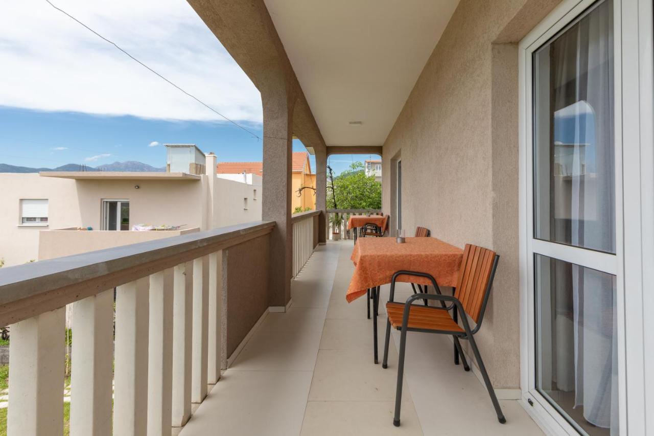 Apartments Bojic Tivat Exterior photo