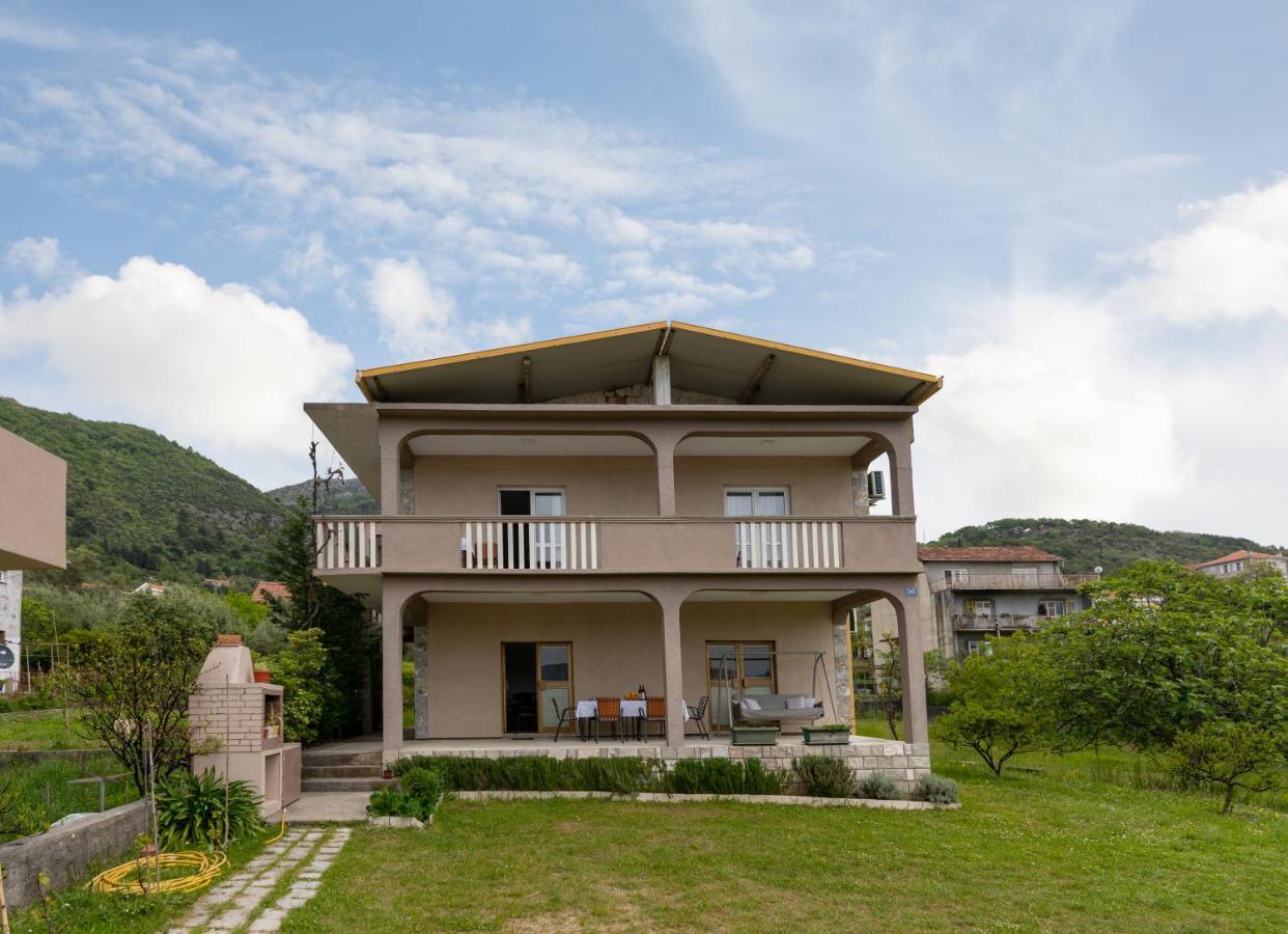 Apartments Bojic Tivat Exterior photo