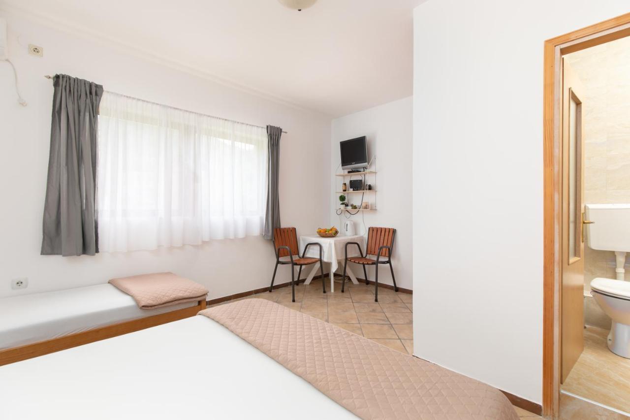Apartments Bojic Tivat Exterior photo